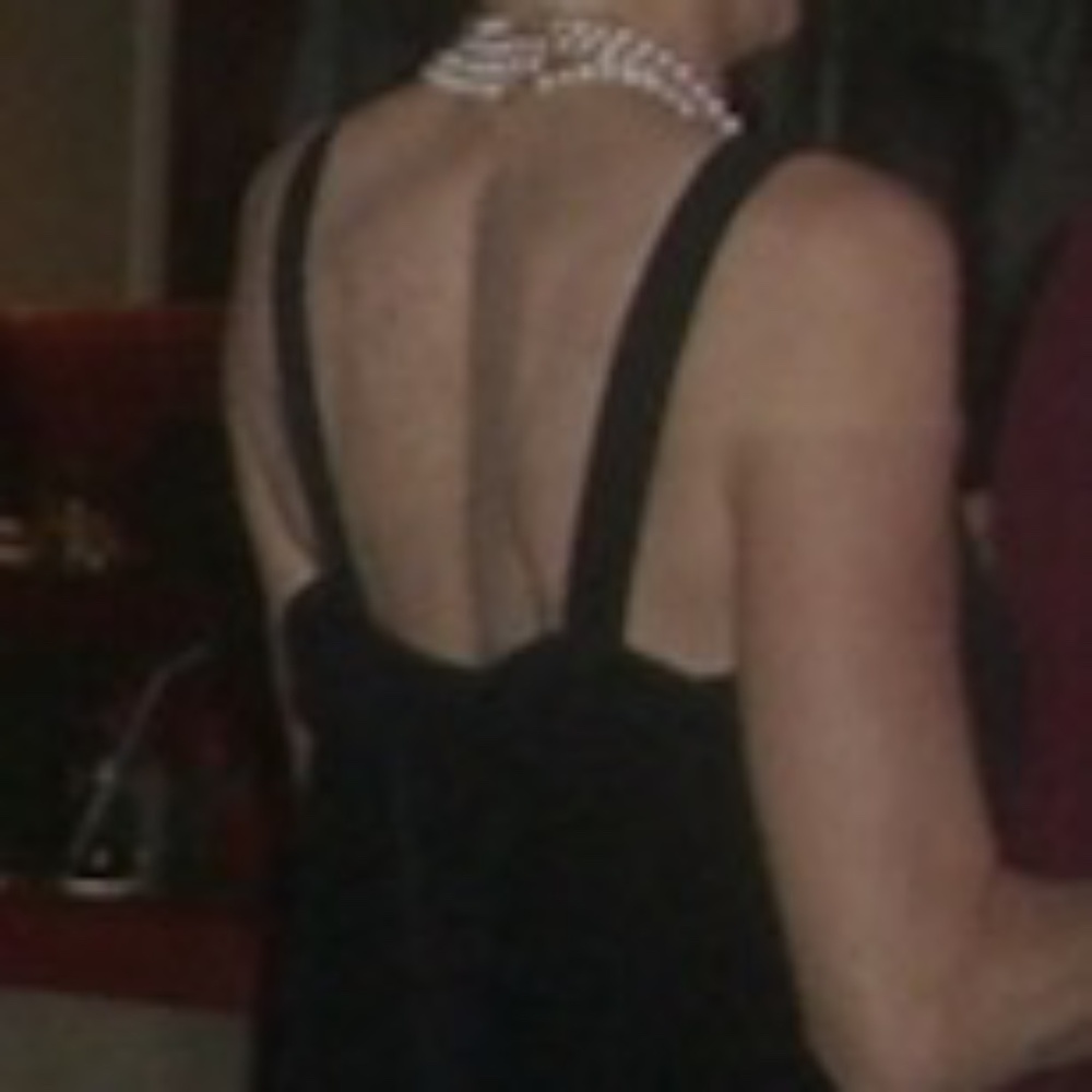 Classic Oleg Cassini Black-Tie Gown  size 4